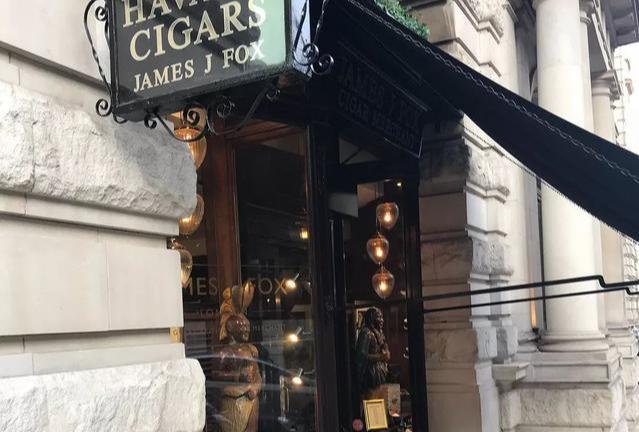 一步一叹,行走历史最悠久的雪茄店