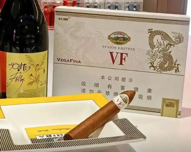 长城 VF唯佳金字塔（VegaFina联名金字塔）